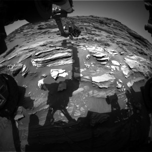 This image of Williams area was taken by Front Hazcam: Left B onboard NASA's Mars rover Curiosity on September 2, 2015, Sol 1092. Credit: NASA/JPL-Caltech 