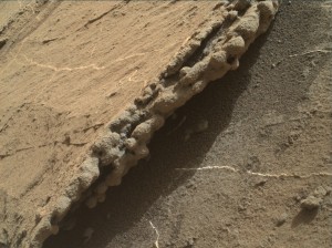  Curiosity's Mars Hand Lens Imager (MAHLI), located on the turret at the end of the rover's robotic arm, took this up-close image on September 16 2015, Sol 1106. Credit: NASA/JPL-Caltech/MSSS 