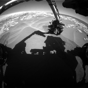 Curiosity Front Hazcam Right B image taken on Sol 1183, December 4, 2015. Credit: NASA/JPL-Caltech 