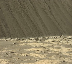 Curiosity Mastcam Left Sol 1194 on December 16, 2015. Credit: NASA/JPL-Caltech/MSSS 