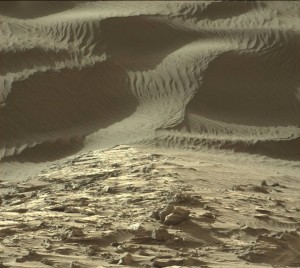 Curiosity's Mastcam Right image taken on Sol 1190 December 11, 2015. Credit: NASA/JPL-Caltech/MSSS