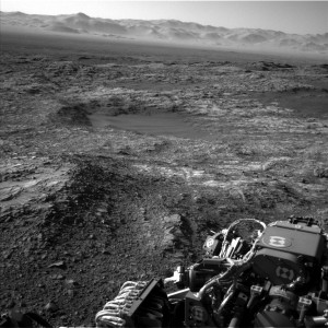 Curiosity Navcam Left B image taken on Sol 1187, December 8, 2015. Credit: NASA/JPL-Caltech 