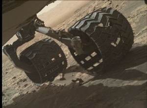 Taking a look at wheel damage using the Mars Hand Lens Imager (MAHLI), located on the turret at the end of the rover's robotic arm, on November 30, 2015, Sol 1179 Credit: NASA/JPL-Caltech/MSSS 