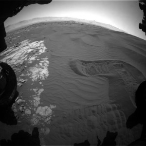 Curiosity Front Hazcam Left B image taken on Sol 1222, January 13, 2016 Credit: NASA/JPL-Caltech 