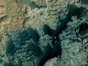 Curiosity Rover's Location for Sol 1215. This map shows the route driven by NASA's Mars rover Curiosity through the 1215 Martian day, or sol, of the rover's mission on Mars as of January, 06, 2016. Numbering of the dots along the line indicate the sol number of each drive. North is up. From Sol 1204 to Sol 1215, Curiosity had driven a straight line distance of about 172.01 feet (52.43 meters). The base image from the map is from the High Resolution Imaging Science Experiment Camera (HiRISE) in NASA's Mars Reconnaissance Orbiter. Image Credit: NASA/JPL-Caltech/Univ. of Arizona 