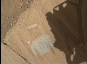 NASA's Mars rover Curiosity acquired this image using its Mars Hand Lens Imager (MAHLI) on Sol 1319, April 22, 2016. MAHLI is located on the turret at the end of the rover's robotic arm. Credit: NASA/JPL-Caltech/MSSS 