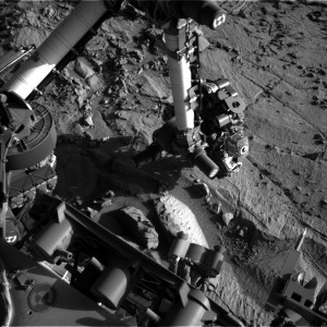 Curiosity Navcam Left B image taken on Sol 1300, April 3, 2016. Credit: NASA/JPL-Caltech 