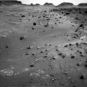 Curiosity Left B Navigation Camera image taken on Sol 1400, July 14, 2016. Credit: NASA/JPL-Caltech 