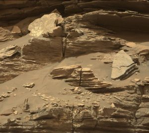 Curiosity Mastcam Right image taken on Sol 1462, September 16, 2016. Credit: NASA/JPL-Caltech/MSSS 