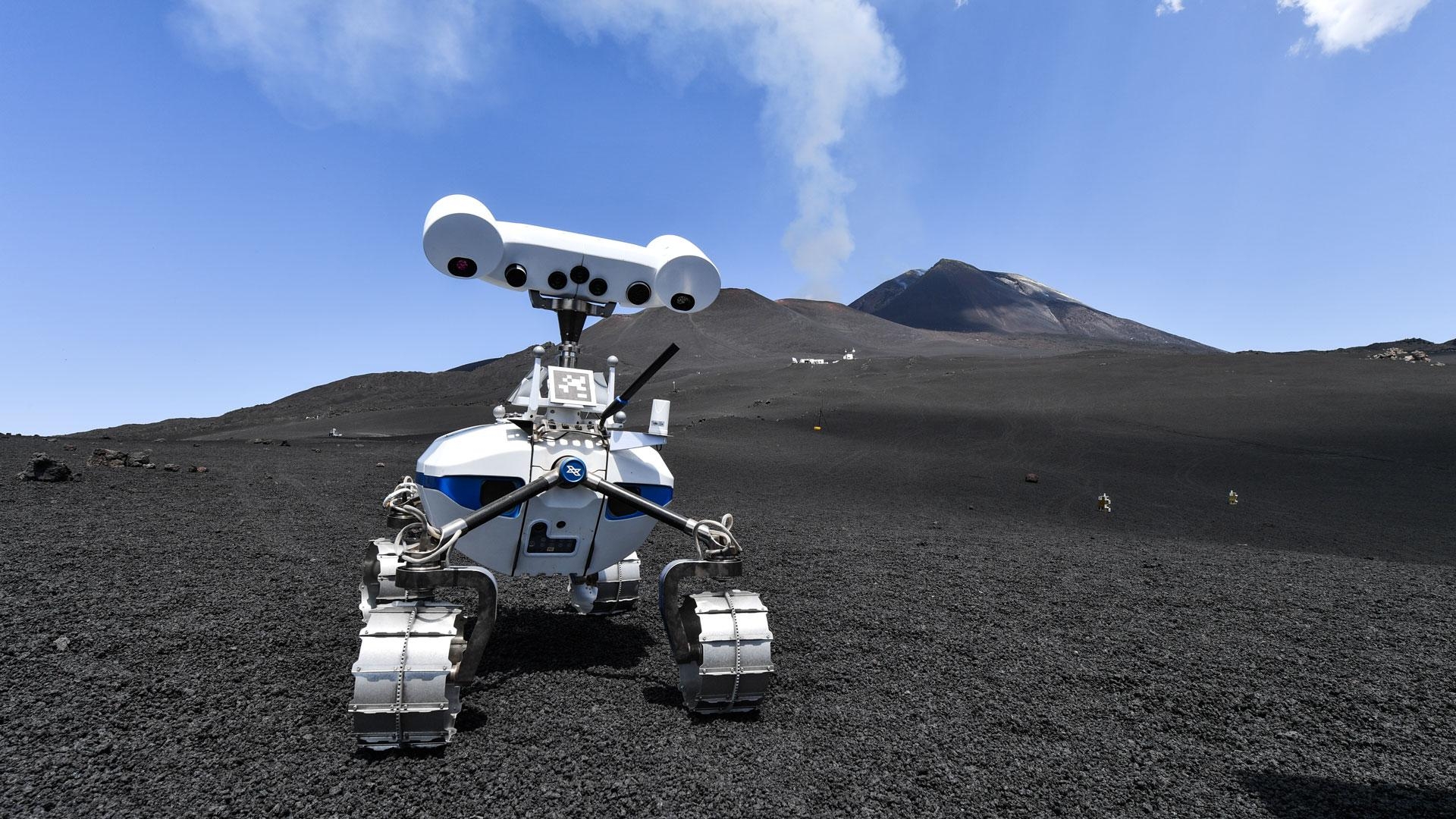Moon Exploration Simulation: Robots at the Ready
