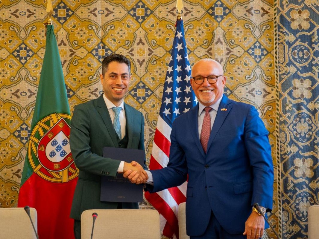 Space Handshake New Artemis Accord Space Handshake New Artemis Accord